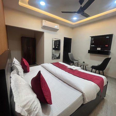 Hotel Royal A Ludhiana Eksteriør bilde